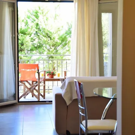 D'angelos Karavomylos