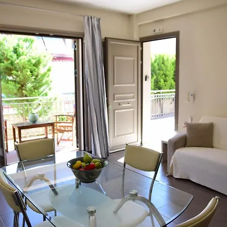 D'angelos Apartament Karavomylos