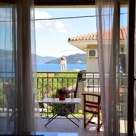 D'angelos * Karavomylos