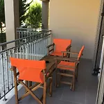 D'angelos Каравомилос
